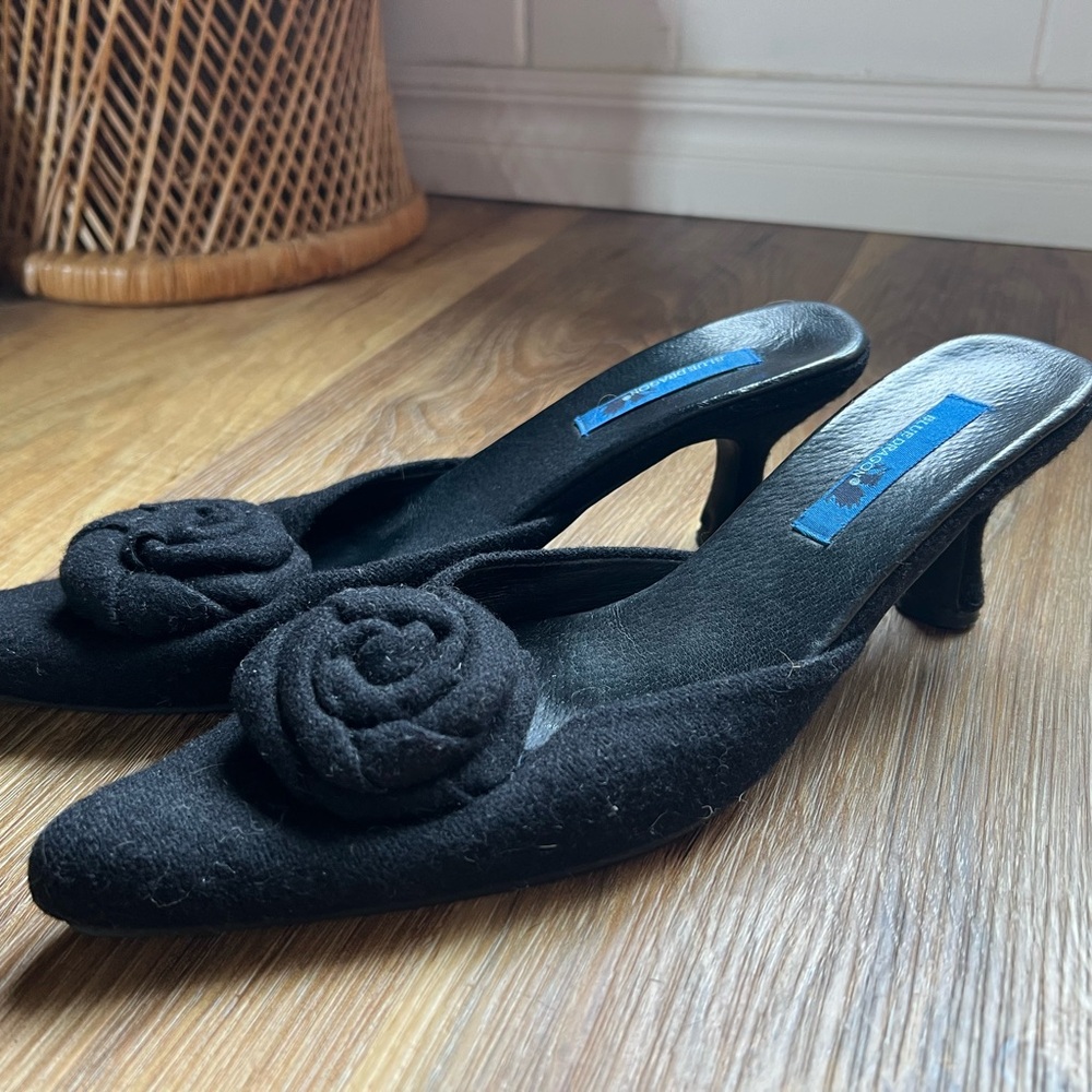Vintage Y2K blue dragon Black Women's Pointed Toe Kitten Heel Mules with Rosette